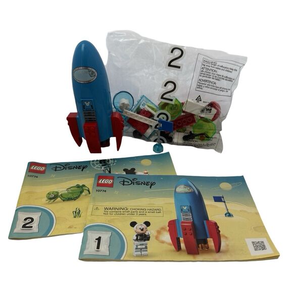 LEGO Mickey and Friends Mickey Mouse & Minnie Mouse's Space Rock 10774 Retired - Picture 6 of 8
